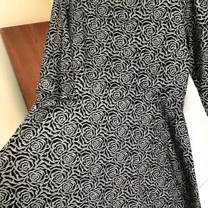 Ann Taylor loft silver black fit and flare dress size 16